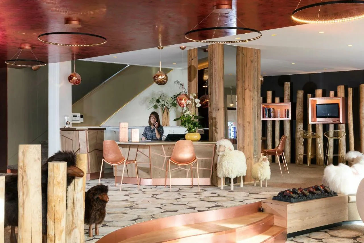 Grandes Rousses Hotel & Spa Alpe d'Huez 5*,
